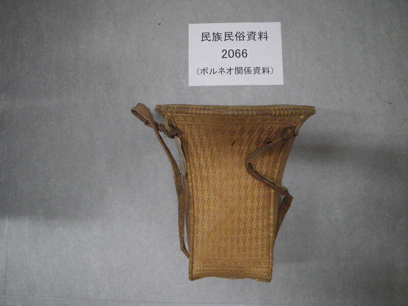 背負い篭