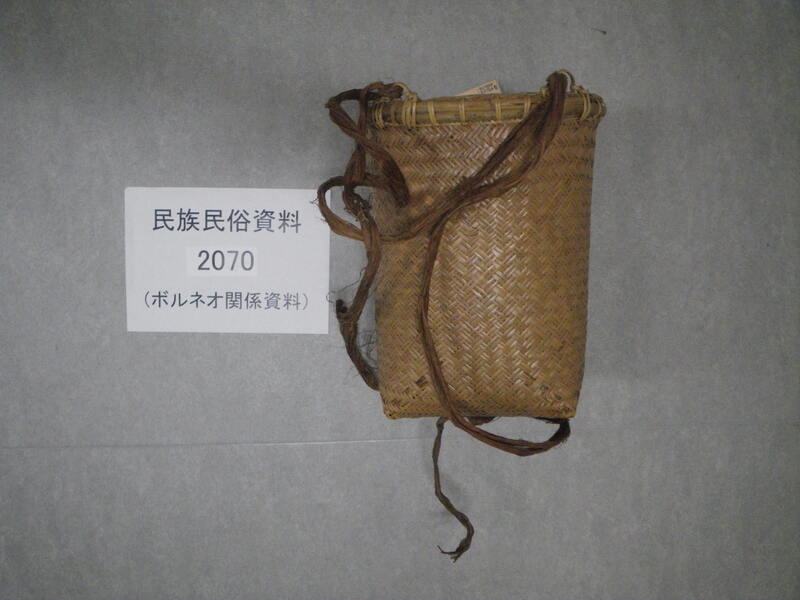 背負い篭